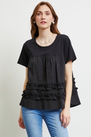 ET1819P<br/>THE SWEETEST TEE FEATURED IN A COTTON FABRICATION AND RUFFLED FLARE DETAILS WITH A ROUND NECK